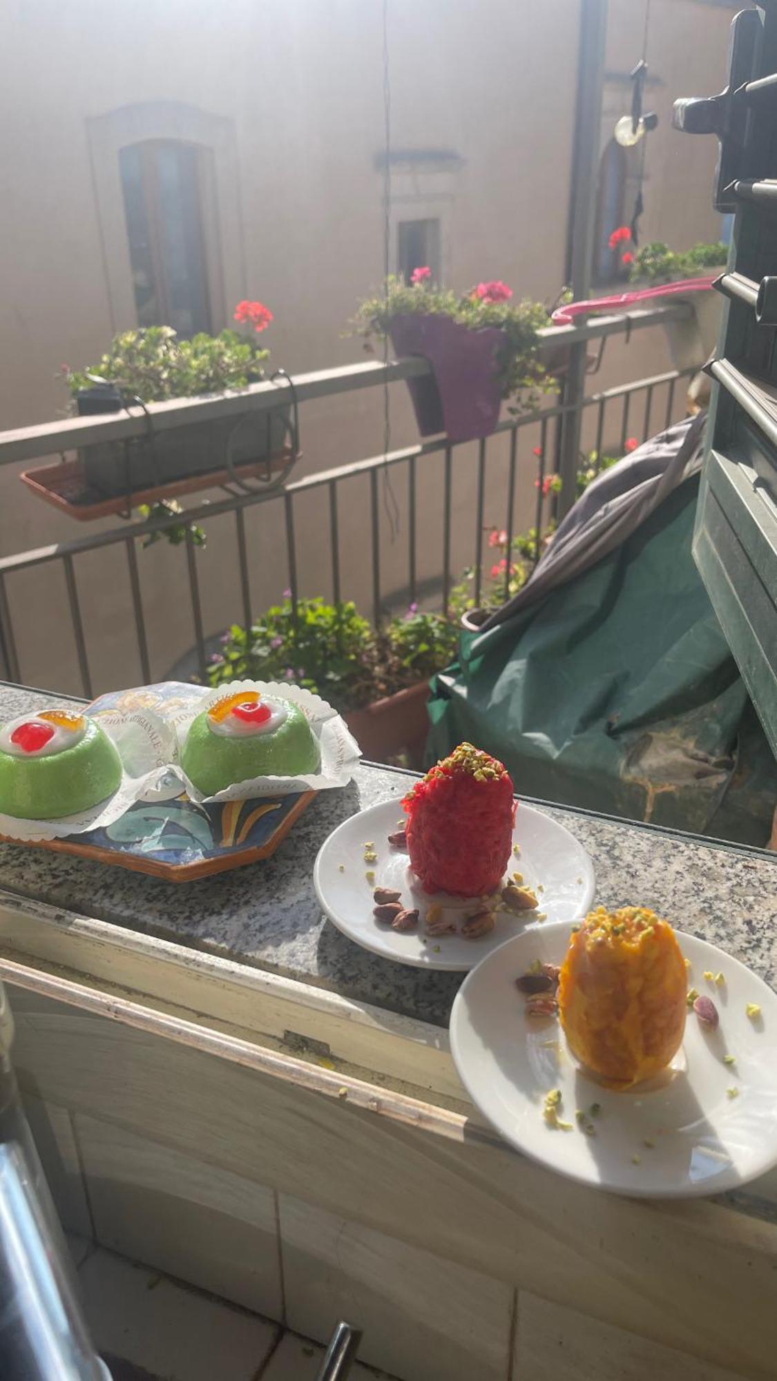 Casa Tipica Siciliana Patronale Tremetrisoprailcielo Con Vista, Colazione Interna In Terrazzo Panoramico
