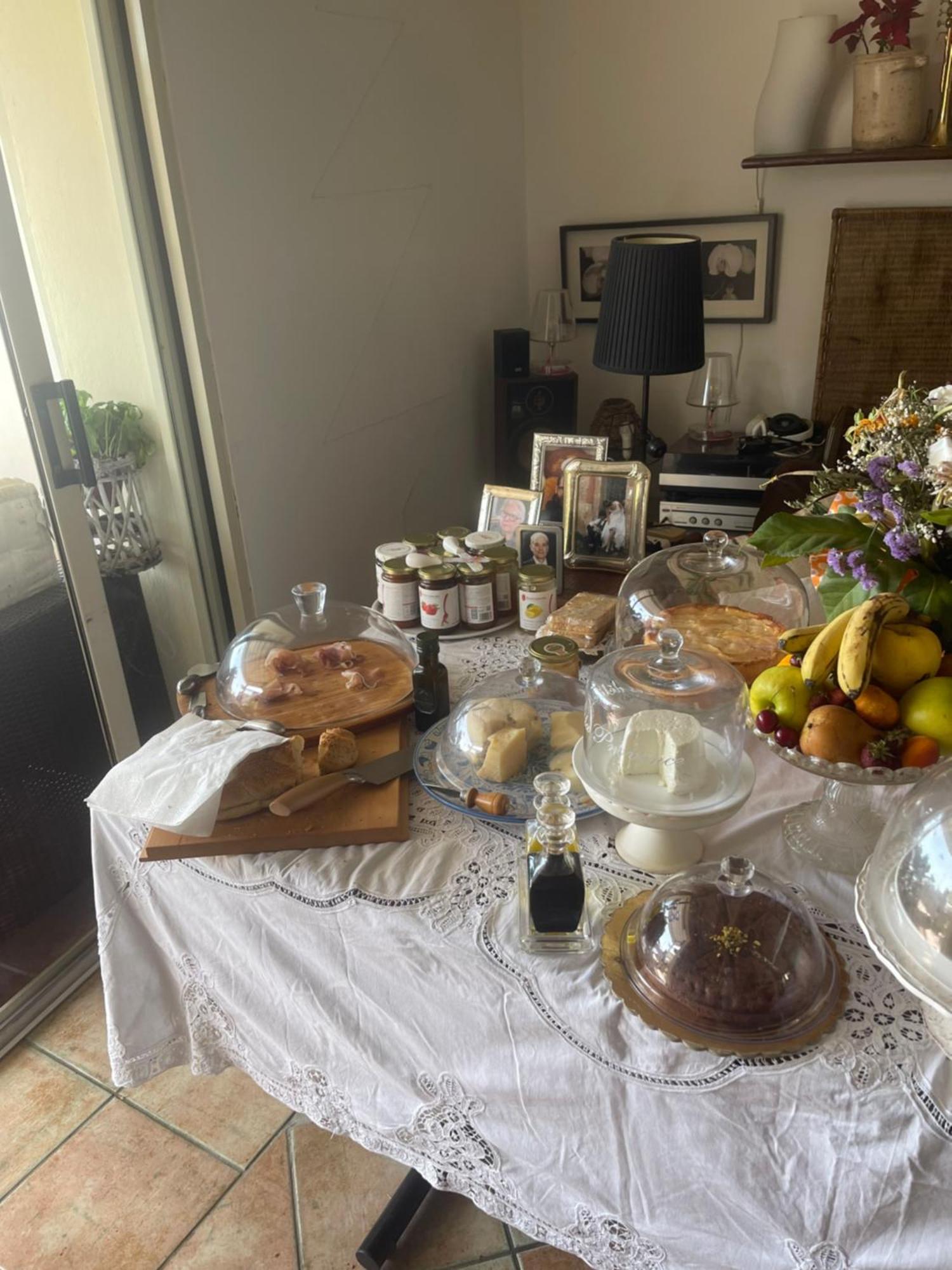 Frühstückspension Casa Tipica Siciliana Patronale Tremetrisoprailcielo Con Vista, Colazione Interna In Terrazzo Panoramico 2*